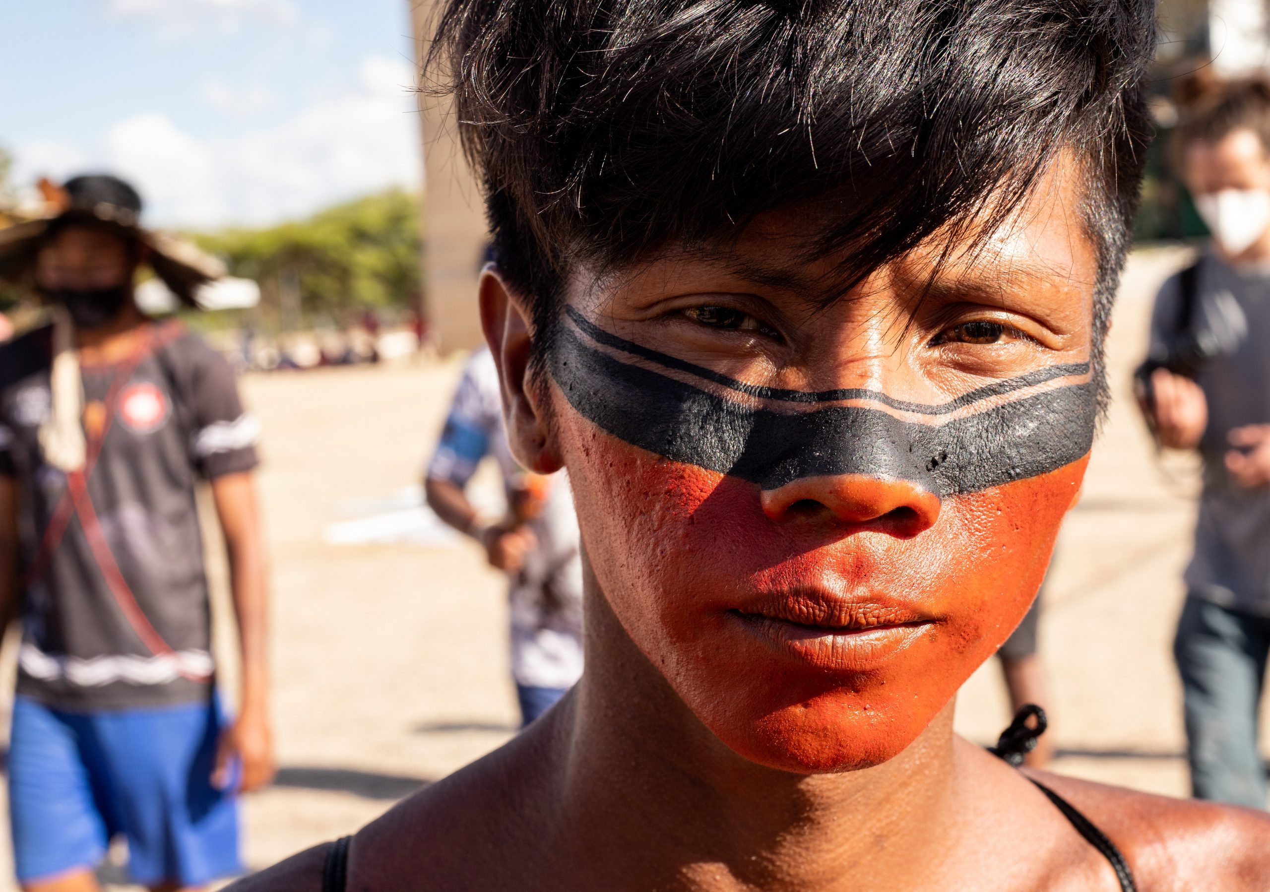 Im Schatten der Aufmerksamkeit – Wie der Verlust traditioneller Ländereien die mentale Gesundheit indigener Völker belastet