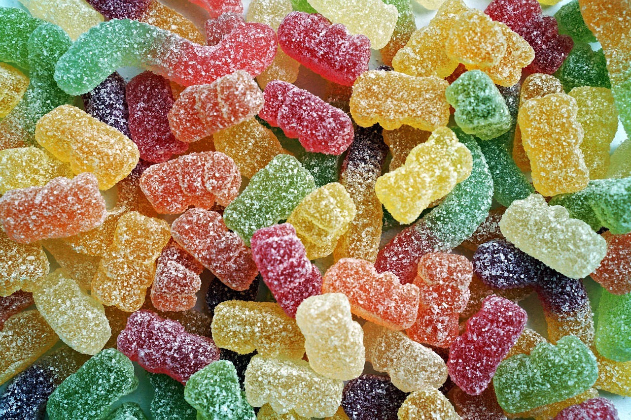Schockbilder oder Stoppschilder: Wie wirken Warnhinweise auf Süßigkeiten?