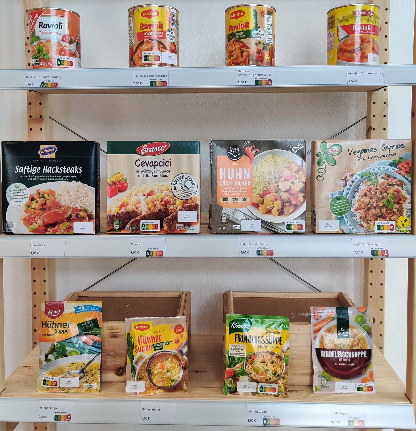 Blickfang im Supermarkt: Bunte Nutri-Score-Label wirksamer als graue